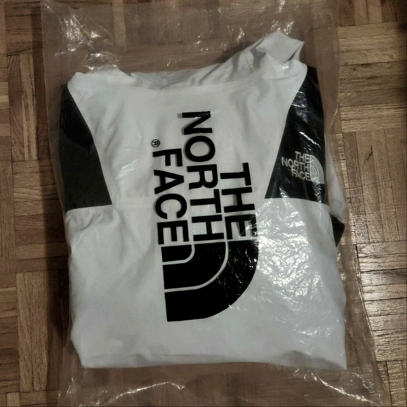 The North Face 1994 Retro Mountain Light FUTURELIGHT Jacket / TNF White - Picture 7 of 9